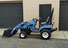 Compacttrekkers New Holland Boomer TZ22DA