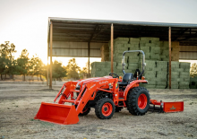 Compacttrekkers Kubota L3302GST