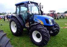 Compacttrekkers New Holland TN 70 DA