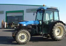 Compacttrekkers New Holland TN 80 F