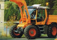 Compacttrekkers Fendt XYLON 520