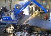 Rupsgraafmachines Sennebogen 825 R
