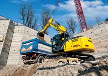 Rupsgraafmachines New Holland E 195 LC