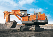 Rupsgraafmachines Hitachi EX 5500-6