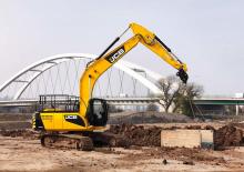 Rupsgraafmachines JCB JS220LC