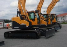 Rupsgraafmachines Hyundai R 235 LCR 9