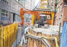Rupsgraafmachines Hitachi ZX 180 LC-3