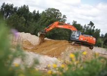 Rupsgraafmachines Hitachi ZX 250 LCN-3