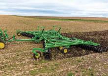 Cultivatoren John Deere 2633