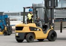 Dieselheftrucks Caterpillar DP 15