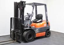 Dieselheftrucks Toyota 02-6 FD 20