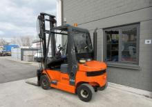 Dieselheftrucks Lugli 305.4