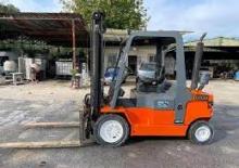 Dieselheftrucks Lugli 405 E