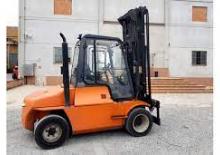 Dieselheftrucks Lugli 50 CE