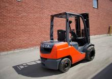 Dieselheftrucks Toyota 8FDU32