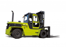 Dieselheftrucks Clark C 80 D 900
