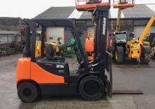 Dieselheftrucks Doosan D25S-5
