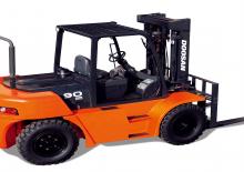 Dieselheftrucks Doosan D90S-7