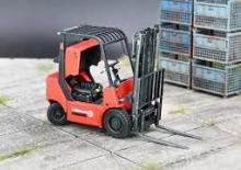 Dieselheftrucks Balkancar DFG 2533 C19