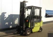 Dieselheftrucks Clark DPM 15