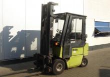 Dieselheftrucks Clark DPM 15 L