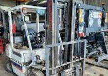 Dieselheftrucks Komatsu FD 25 T 11