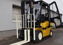 Dieselheftrucks Yale GDP30UX