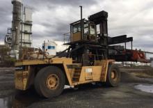 Dieselheftrucks Caterpillar V 1100