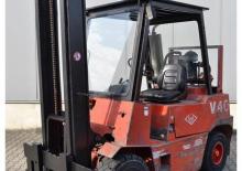 Dieselheftrucks O&K V 40