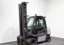Dieselheftrucks Nissan YG 1 D 2 A 32 Q