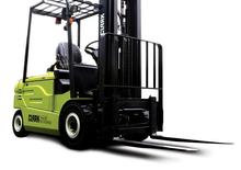 Elektrische vorkheftrucks Clark GEX 30