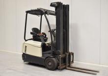 Elektrische vorkheftrucks Crown SC 3016