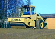 Enkele-trommelwals Bomag BW 211 D-4