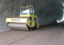 Enkele-trommelwals Bomag BW 213 D-4