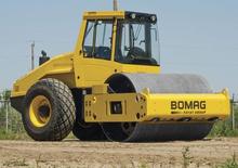 Enkele-trommelwals Bomag BW 213 D-40