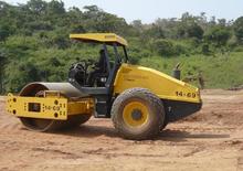 Enkele-trommelwals Bomag BW 213 D-40