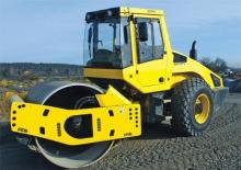 Enkele-trommelwals Bomag BW 213 DHC-4