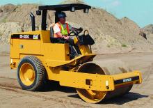 Enkele-trommelwals Caterpillar CP323C
