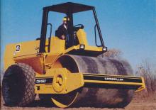 Enkele-trommelwals Caterpillar CS-551