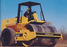 Enkele-trommelwals Caterpillar CS-553