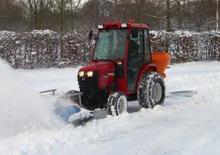 Compacttrekkers Shibaura ST 329 H