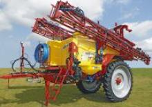 Getrokken veldspuiten CHD D2518