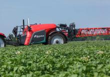 Getrokken veldspuiten Kverneland iXtrack T4