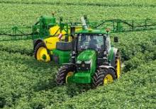 Getrokken veldspuiten John Deere M944i