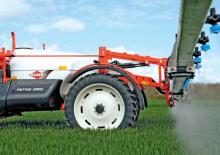 Getrokken veldspuiten Kuhn Metris 3200 TR4