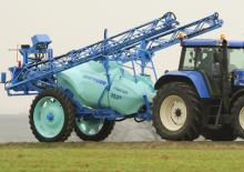 Getrokken veldspuiten Berthoud TRACKER 3200 
