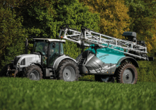 Getrokken veldspuiten Berthoud Vantage Dark 6700