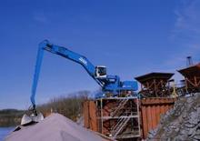 Graafmachines in overslaguitvoering Fuchs MHL 380