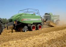Vierkante-balenpersen Fendt 1270 NT