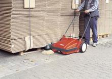 Handgestuurde veegmachines Hako Flipper